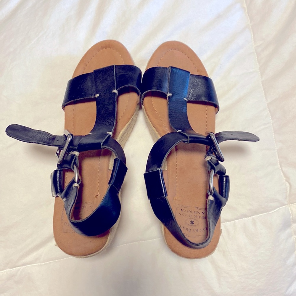 Lucky Brand sandals